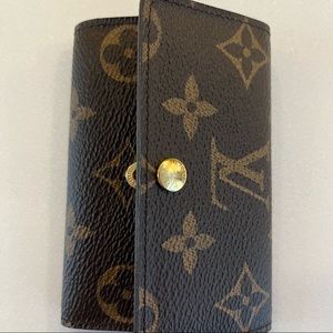 Louis Vuitton Multicles Key Case